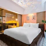 Cosy Hotel